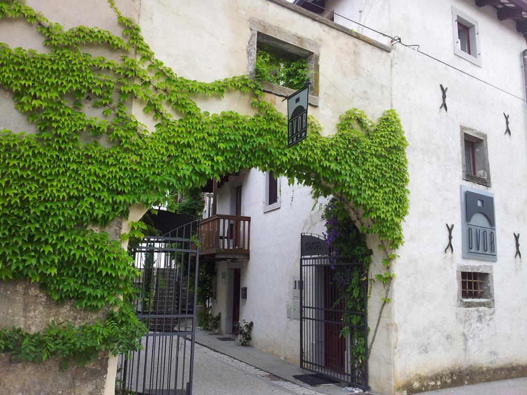 Dvor Apartments&Rooms Dobrovo Exterior foto